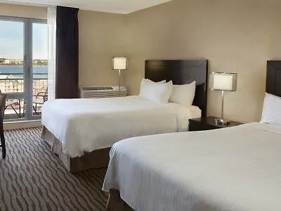 Hotel Halifax